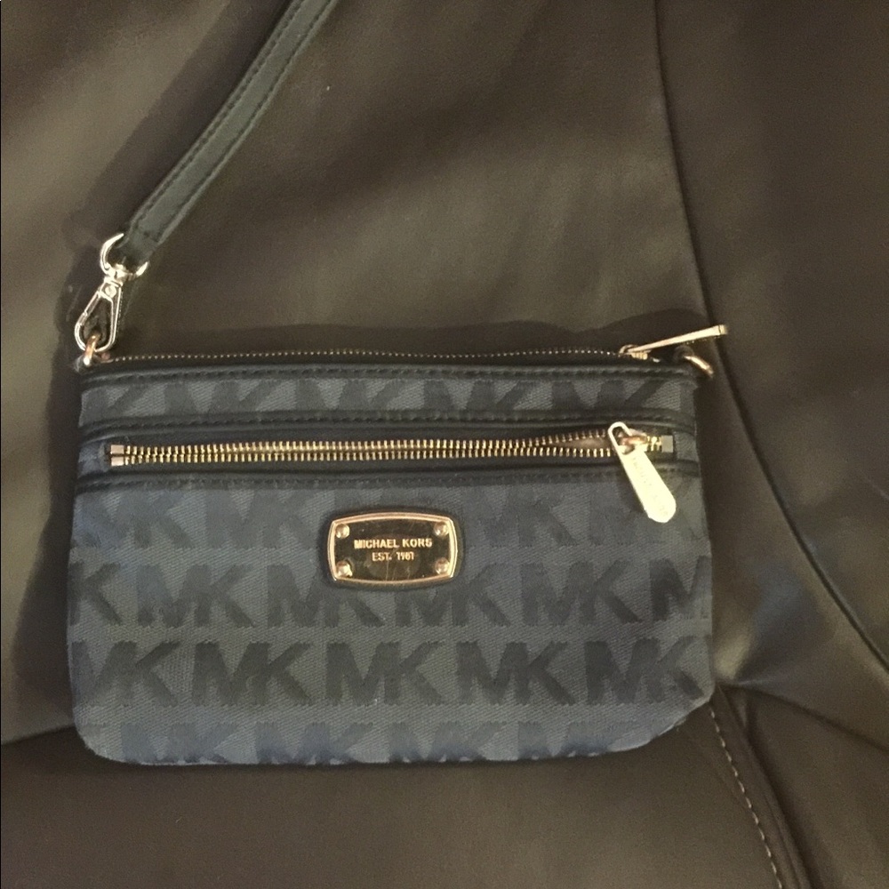 Micheal kors wallet